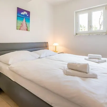 Apartment 100 Meter Zur Kristallklaren Adria *